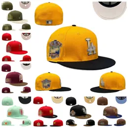 Design Ball dopasowane czapki modne Hip Hop Baseball Hats Adult Flat Peak dla mężczyzn Kobiety zszyte serce Kwiaty Nowa era rozmiar 7-8