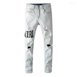 Herren-Jeans, hellblaue Buchstaben, bestickt, schmal, Distressed, zerrissene Löcher, Skinny, Streetwear, Marke Stretch