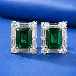 Studörhängen 2023 S925 Silver Rectangular 2-karat Imitation Emerald 7 9 Explosive Flash High Carbon Diamond Ear Kvinna