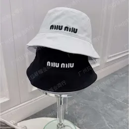 Designer Miui Miui Hat Mm Family Correct Letter Bucket Hat Cotton Big Head Baseball Cap Fashionable Bucket Hat