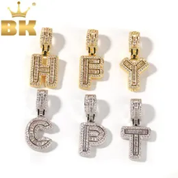 Bling King Single Küçük Baget Mektup Kolye Kolye İngilizce Başlangıç ​​Mektupları Moda Kübik Zirkonya Jewelry252k