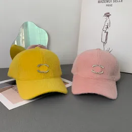 Luxurys Desingers Letter Baseball Cap Woman Caps Manemmpty Emboidery Sun Hats Fashion Leisure Design Block Hat 24 스타일 자수 씻은 선 스크린 예쁜