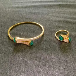2021 di marca Pure Sterling 925 gioielli in argento per le donne piramide braccialetto anelli set di gioielli pietra preziosa naturale braccialetto in oro anello Set244p