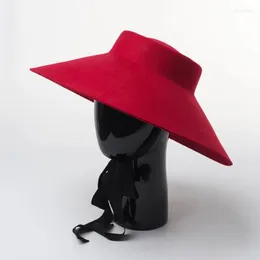 Berets Style Wool Top Hat With Big Eaves For Fall And Winter Stage Catwalk Concave Felt Fedora