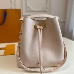 Tasarımcı Çanta Kadınlar Deri Omuz Çantası Dizim Çiçek Kovası Crossbody Bag Klasik Kapasite Deri Çanta Günlük Mektup Tote Çanta Yeni Moda