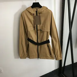 Outono à prova de vento windbreakers outerwear luxo das mulheres jaquetas clássico com capuz designer tench casaco 2 cores jaqueta cintura elástica