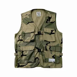 20SS Japanese Retro Camouflage Multi-pocket Vest Men and Women Loose Single Breasted Sleeveless Jacket Harajuku Oversize Vest2946