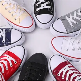 2023 Sneakers الترويجية للأطفال أحذية القماش أزياء منخفضة أطفال منخفضة الأولاد والبنات الرياضية الحذاء الكلاسيكي حجم 23-34
