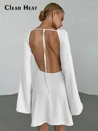 Casual klänningar kvinna mode backless snörning klänning elegant o nack flare hylsa rakt 2023 kvinnlig solid party klubb vestidos
