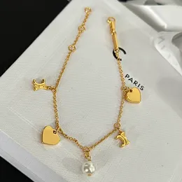 Modne klasyczne bransoletki Kobiety Biez Bangle 18K Gold Srebrna miedź Crystal Pearl Love prezent na rękę mankiet mankiet biżuteria