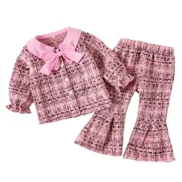 春秋の子供の女の子の服セットデザイナーガールボウノットトップパンツ2ピーススーツ高品質の子供服赤ちゃん服
