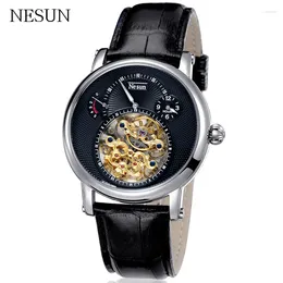손목 시계 Nesun 브랜드 남성용 시계 고급 자동 기계식 가죽 방수 시계 캐주얼 패션 중공 시계