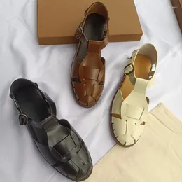 Sandalet Vintage Hollow Baotou Kadın Ayakkabıları Yaz Matal Tonye Cladiator Orijinal Deri Zapatos Mujer Açık Mekan Chaussure Femme