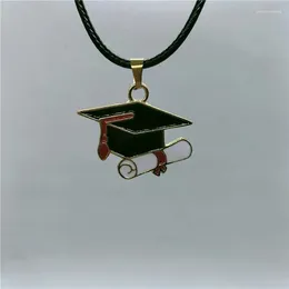 Collane a pendente yungqi Cap di laurea diploma di diploma collana smalta centesura di corda nera girocollo per il regalo di gioielli da ragazzo da ragazzo