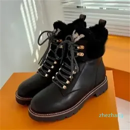 2023-Womens Designers Boots Skórzana Martin kostki Chaelsea But Fashion Wave Kolorowa gumowa podeszwa zewnętrzna elastyczna taśma luksusowa platforma