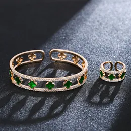 Damen-Armband und Ring, zweiteiliges Set, offen, verstellbar, luxuriöse Zirkon-Glücksblumen-Schwanzringe, funkelndes Armband, vergoldet
