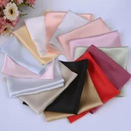 Cravat 100% Pure Silk 16 Momme Satin Silk Square näsduk Men Pocket Hanky ​​13 "X13" WJ006 231012