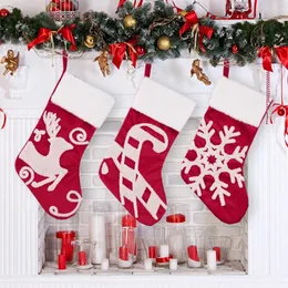 Decorazioni natalizie Decorazione Fiocchi di neve di alta qualità Calza rossa ricamata da elfo Velluti di agnello Sacchetti regalo di caramelle