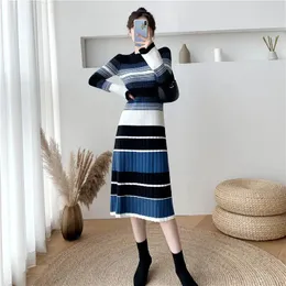 Casual Dresses Vintage Stripe Pullover Knitting Sweater Midi Dress for Women Korean Fashion Flare Long Sleeve Bodycon Winter Autumn 2023