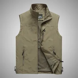 Men's Vests Men Casual Vest Jacket Man Fashion Workwear Windproof Utility Sleeveless Waistcoat 231011