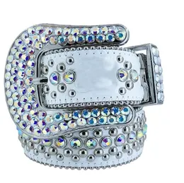 Män kvinnor BB 2023 Simon Belt Luxury Designer Belt Retro Needle Buckle Belt 20 Color Crystal Diamond BB Belt Simon Skull Needle Buckle Midjeband för gåva