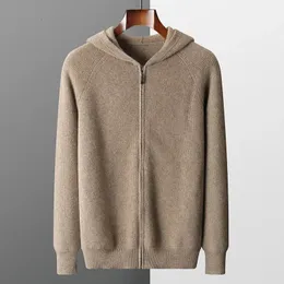 Tute da uomo Cardigan con cappuccio Autunno e inverno Giacca in maglia ispessita di grandi dimensioni 100 lana merino Cappotto sportivo casual a maniche lunghe 231012