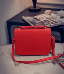 Bolsos de diseñador de moda Bolso de compras de mensajero de cuero para mujer Cuerpo cruzado Bolso de hombro en relieve Bolsos Bolsos cruzados Bolso de mano de noche Monedero Carteras casuales # 76