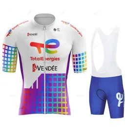 Jersey rowerowe zestawy Energie Całkowite Energia Jersey Set Set Letni krótki rękaw oddychający rower męski ubrania rowerowe Maillot Ropa Ciclismo Mundur Suit 231011