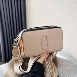 Tasarımcı Çanta Enstantane Yeni Çok Volor Omuz Çantaları Kamera Kadın Moda Kravat Boyası Lüks Deri Crossbody Glitter Strap Strap Çanta Gri Bagyxd