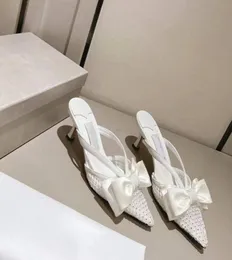 Elegant Women Designer Shoes Crystal Bow Sandals Black Styles High Heels Leather Pumps Rubber Wedding Party Dress Ladies size 3543047181