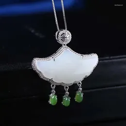 Correntes Natural Branco Jade Calcedônia Ruyi Fan-em forma de Colar Borla Fresco Vintage Clavícula Cadeia Banquete Jóias Para Mulheres