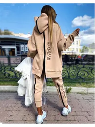 Kvinnors tvåbitar byxor Kvinnor Letter Sweatshirts 2 -stycken Set Tracksuit Overdimensionerad kostym Autumn Female Korea Trouserpullover Pants Suits Female 231012