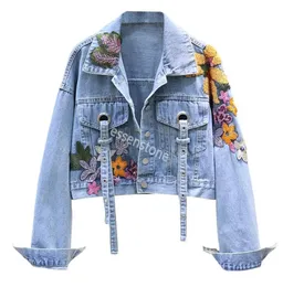 Kvinnors jackor vårhöst denim jacka kvinnor mode blommor broderi paljetter korta jeans vintage lös streetwear