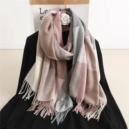 Scarves Luxury Plaid Scarf Winter Warm Cashmere Women Long Pashmina Foulard Female Lady Tassel Shawl Wraps Travel Poncho Blanket 231012