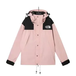 ノースデザイナーは、1990年のチャージコートのオリジナル品質のジャケットを見ました。