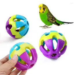 Andra fågelförsörjningar 7cm ABS Ball Chewing Toy Biting With Bell Parakeet Parrot Pet Supply Multicolor Training Toys Interactive