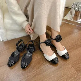 Sandały Summer Korean Low Heel Flower Mary Jane Fashion Single Shoes Girls 'Little Fragrance Casual Baotou Beach