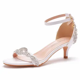 Модельные туфли Crystal Queen, свадебные туфли со стразами, женские летние сексуальные туфли-лодочки, женские босоножки на высоком каблуке 5 см, женские фетиш-шпильки с ремешками 231012