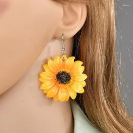 Baumelnde Ohrringe YADA Sonnenblumen-Blumen-Ohrring, Punk-Kristall-Statement, große Sonnenblume für Frauen, Schmuck, Chrysantheme ER200157