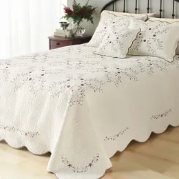 Bedspread Eleganckie kwiatowe haftowane łóżka zestawu okładki % bawełniany kalifornijska okładka łóżka z zestawem 1/3pcs miękka kombi