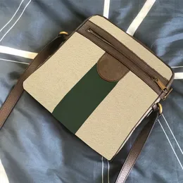 Designer Bag Charm Mens axelväska stor kapacitet metall shopping handväskor trend lyxiga crossbody mode satchel