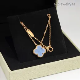 Moda de lujo Feminidad Exclusivo delicado collar de trébol de cuatro hojas Diseñador de ágata perla chapada en 18k cuello collar de joyería de doble cara