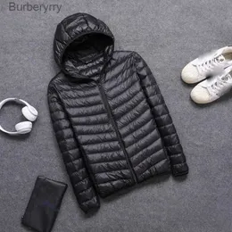 Męskie Down Parkas Men Kurtka zimowa 2022 NOWOŚĆ Ultra Light Duck Down Parkas Slim Men Men Puff Jacket Portable Winter Wind Wind Płaszcz Chaqueta Casacol231014