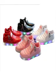 Sneaker da bambina Scarpe da bambina per bambina luminose con luci Sneaker Scarpe primavera autunno Scarpe da bambina per bambini8308042