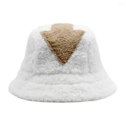 Berets Frauen Lammwolle Kappe Eimer Hüte Winter Warme Fischer Hut Pfeil Symbol Druck Flache Top Caps