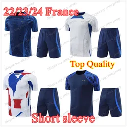 2023 Maglie da calcio MBAPPE Tuta francese GRIEZMANN maniche corte per adulti SET 22 23 Attrezzatura GIROUD Maillot de football tuta da allenamento abbigliamento sportivo