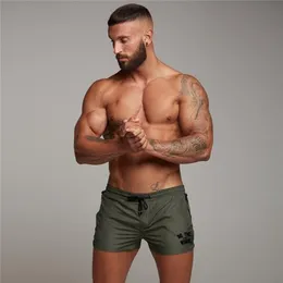 Yaz erkek şort elastik bel rahat spor salonları vücut geliştirme fitness kaslar kısa pantolonlar b52-27 erkekler276m