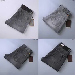 2023 Men's Jeans V Brand Luxury Designer High Street Straight Jean Mens Blue Jeans tvättade Big Hole Zipper Pants Black Pant324y