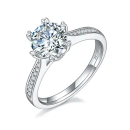 Nuovo anello di diamanti alla moda e di lusso di alta qualità in argento sterling 925 placcato con anello di fortuna Moissanite in oro 18 carati per le donne regalo festa di nozze