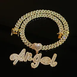 Collares colgantes Grandbling Nombre personalizado Collar con corazón Rhinestone Cadena cubana Collar de palabras Iced Out CZ Joyería Hiphop personalizada 231013